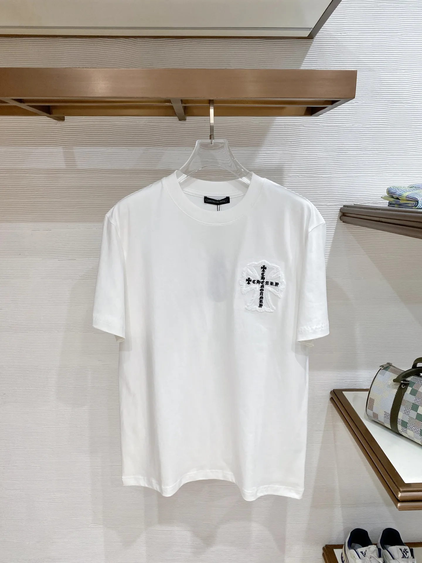 2026 New Arrival T ！ New Arrival ！！~ Classic Versatile， ， Classic ， ， ！ 。 ， logo ！ ！ Breathable ！ Size：M-3XL ：Black.White.